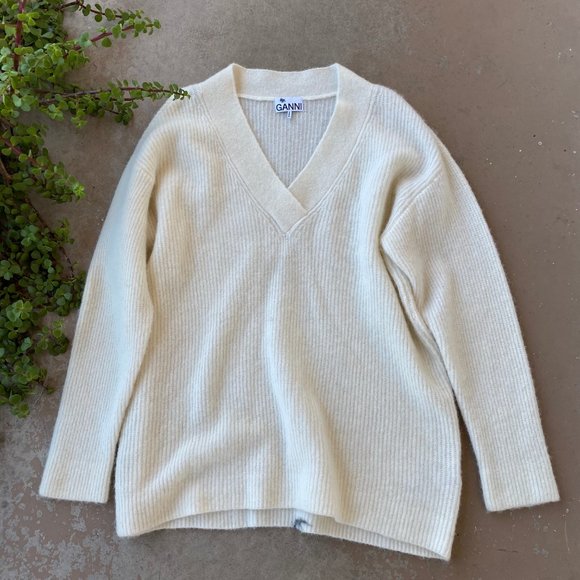 Ganni Cream V Neck Wool Blend Pullover 